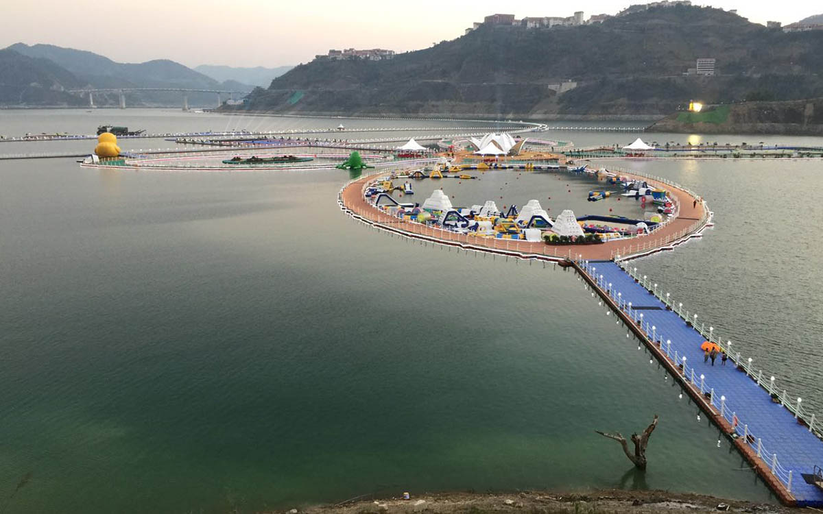 贵州罗甸红水河大型水上漂浮乐园荣获两项吉尼斯纪录