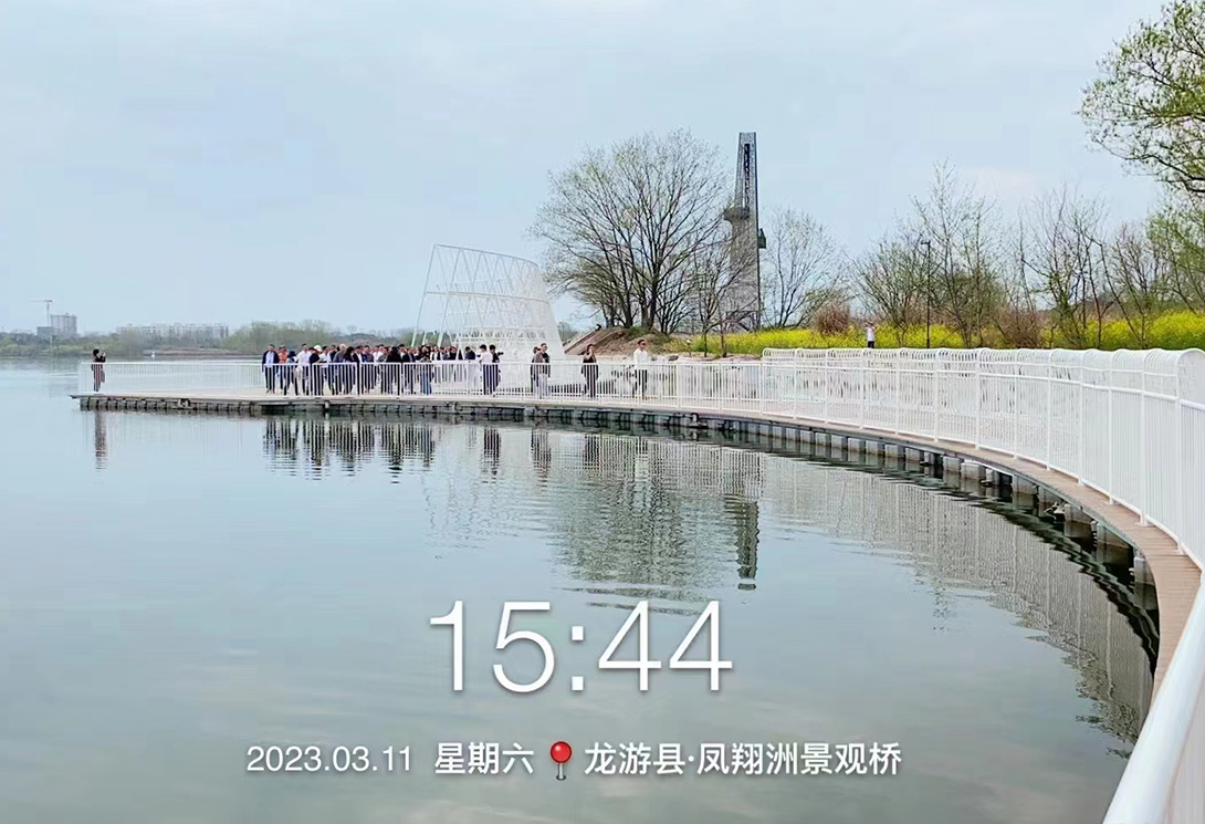 人民日报报道|国内首座水上蹦床主题景观浮桥