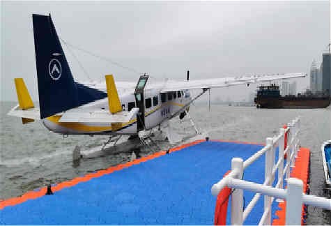 浙江湘湖水上浮桥施工现场
