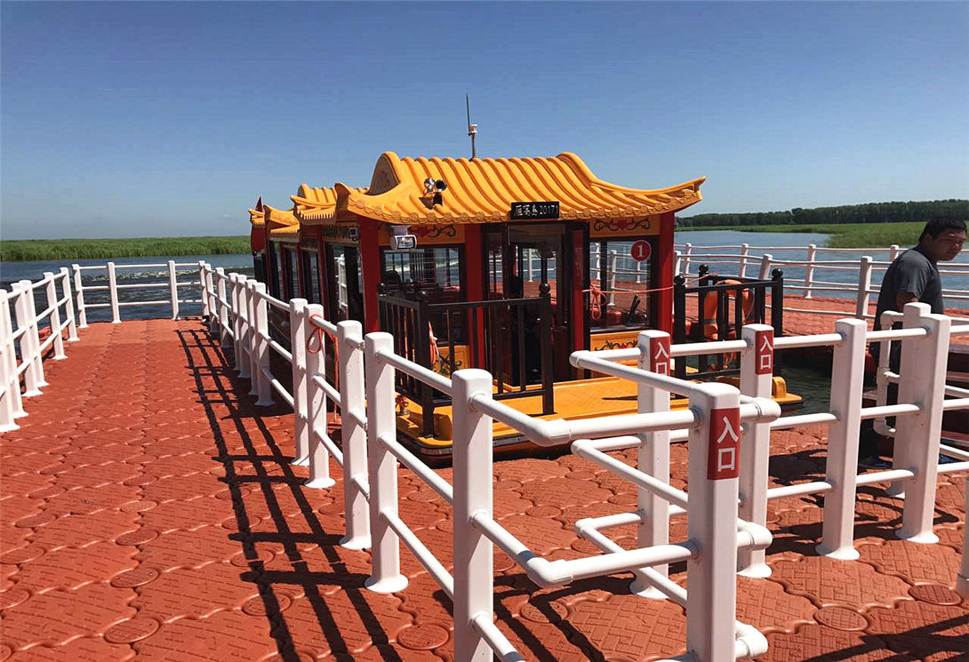 黑龙江北大荒农场雁窝岛湿地公园观鸟码头