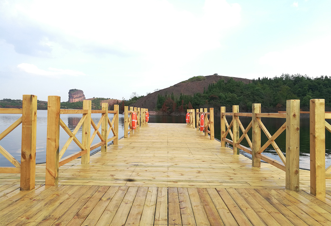 江西上饶龟峰景区码头