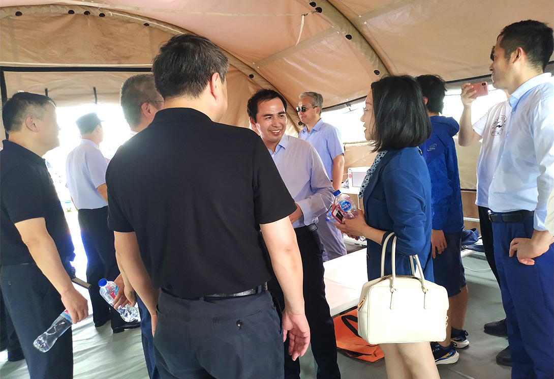 上海旗华联合东方医院共同研发“水上移动医院”