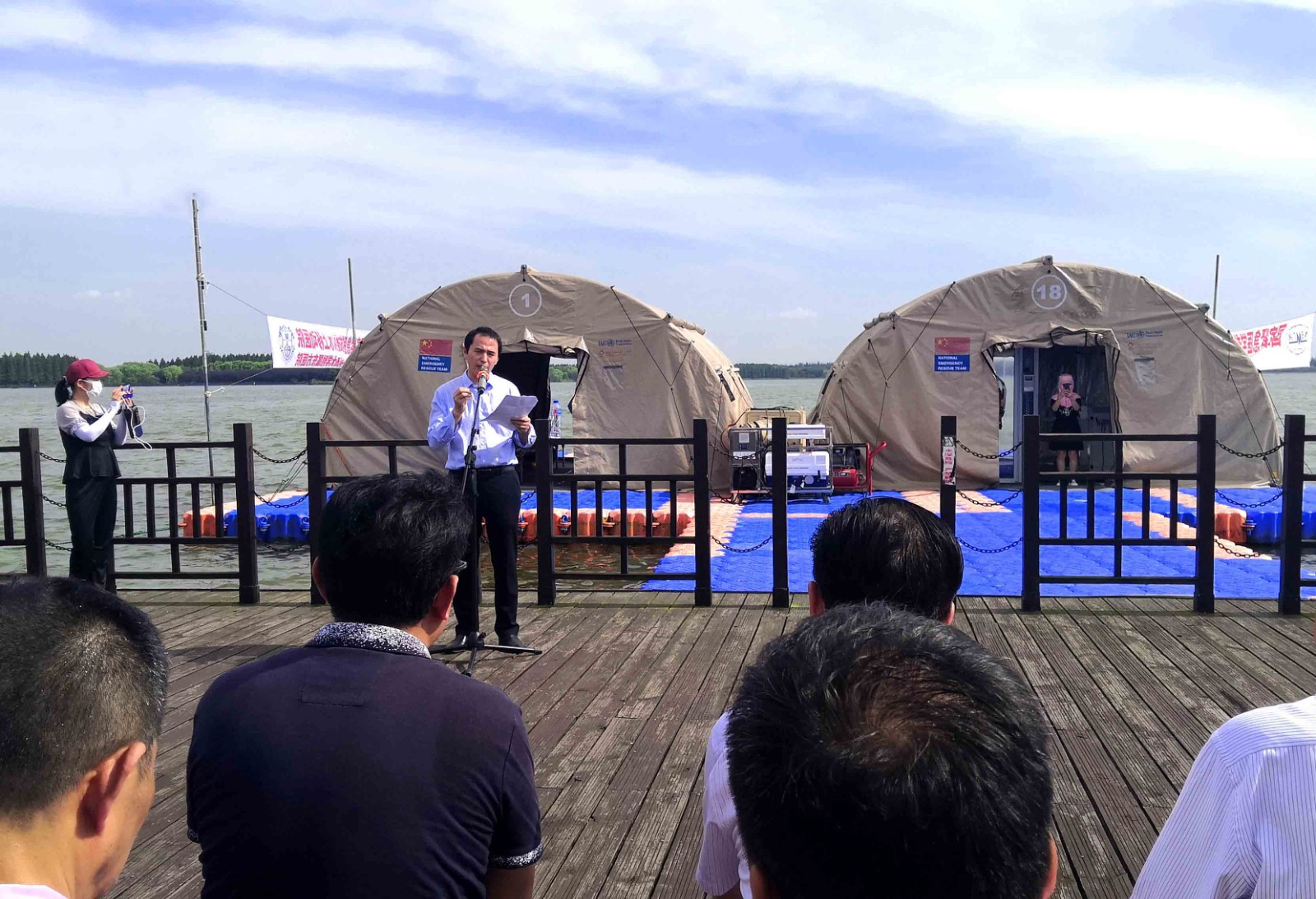 上海旗华联合东方医院共同研发“水上移动医院”
