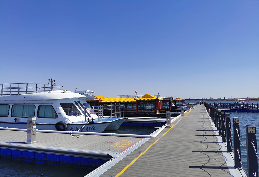 河北石家庄滹沱河大型高档观光游艇码头