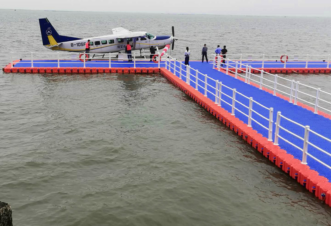 广西北海至涠洲岛国内首条水上飞机,海上漂浮机场