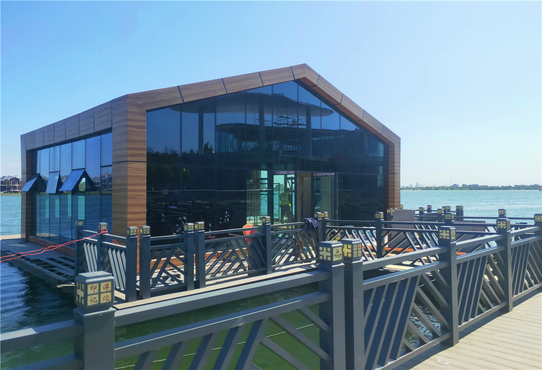 旗华-河北石家庄滹沱河景区高档水上漂浮餐厅